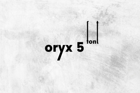 Oryx 5: A Stylish and Versatile Display Font for Modern Design